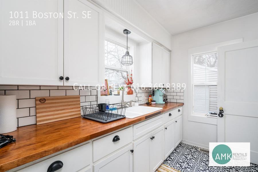 1011 Boston St Se - Photo 3 of 18