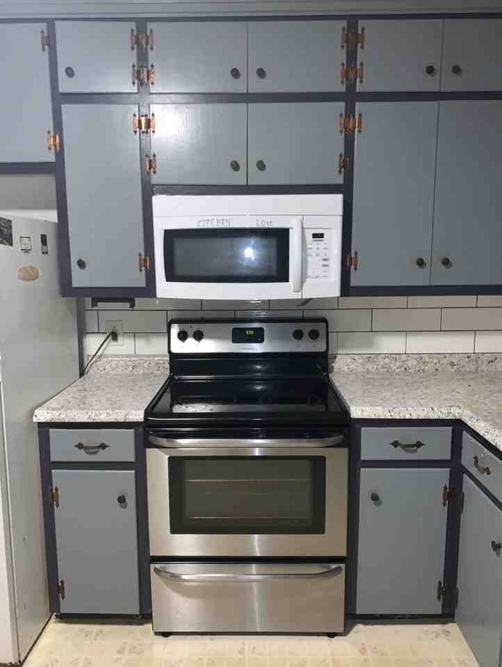 1306 Lord Anson Dr - Photo 2 of 15