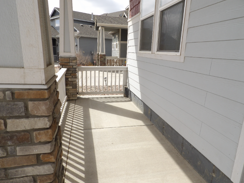 1552 Grand Overlook St - Photo 3 of 33