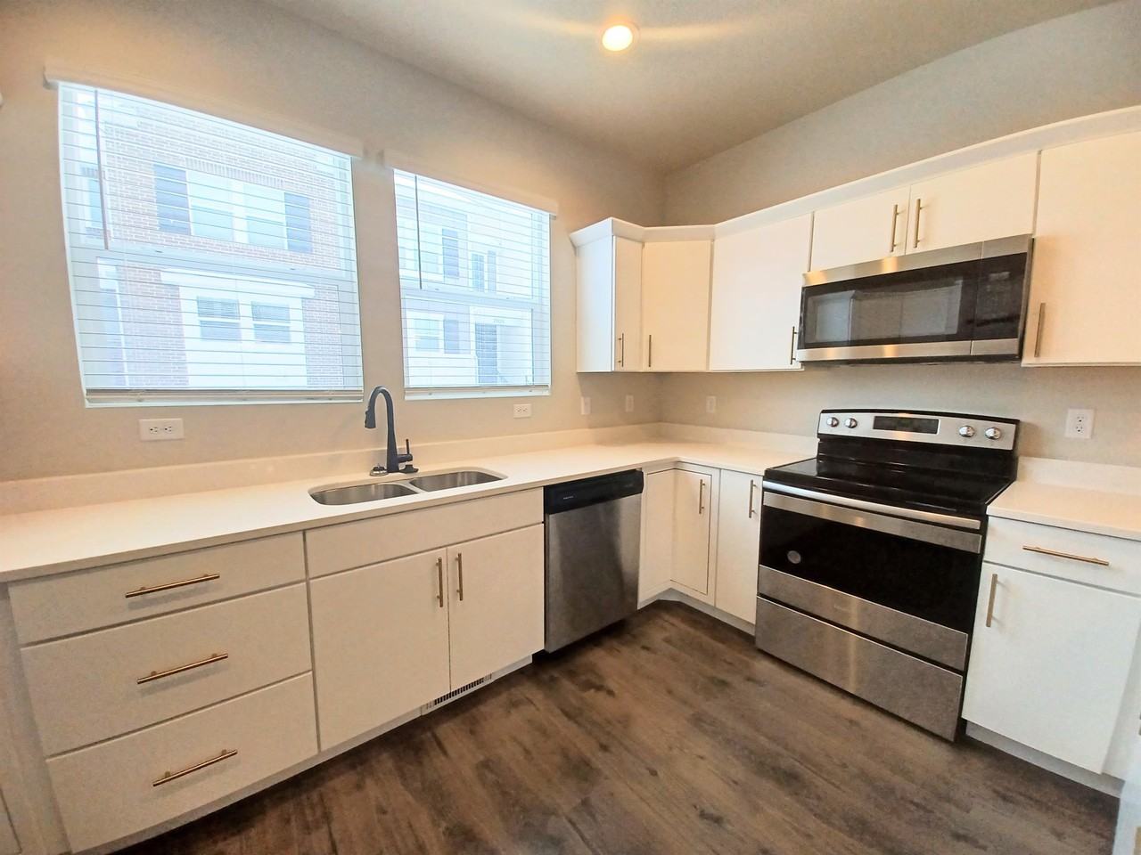 2021 N 3960 W #1 - Photo 4 of 44