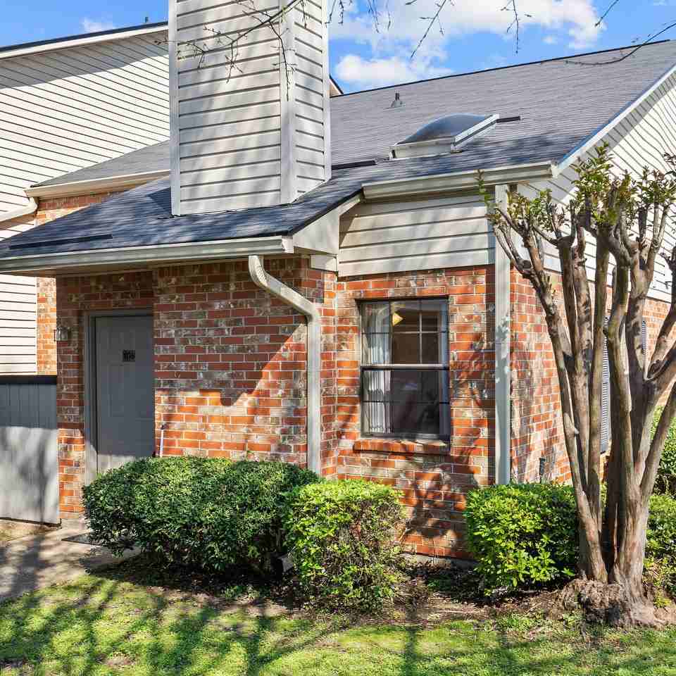 Greenacres Blvd #1 - Photo 3 of 13