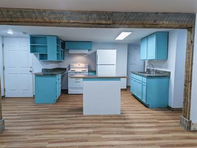 1327 6th Avenue - Photo 3 of 10