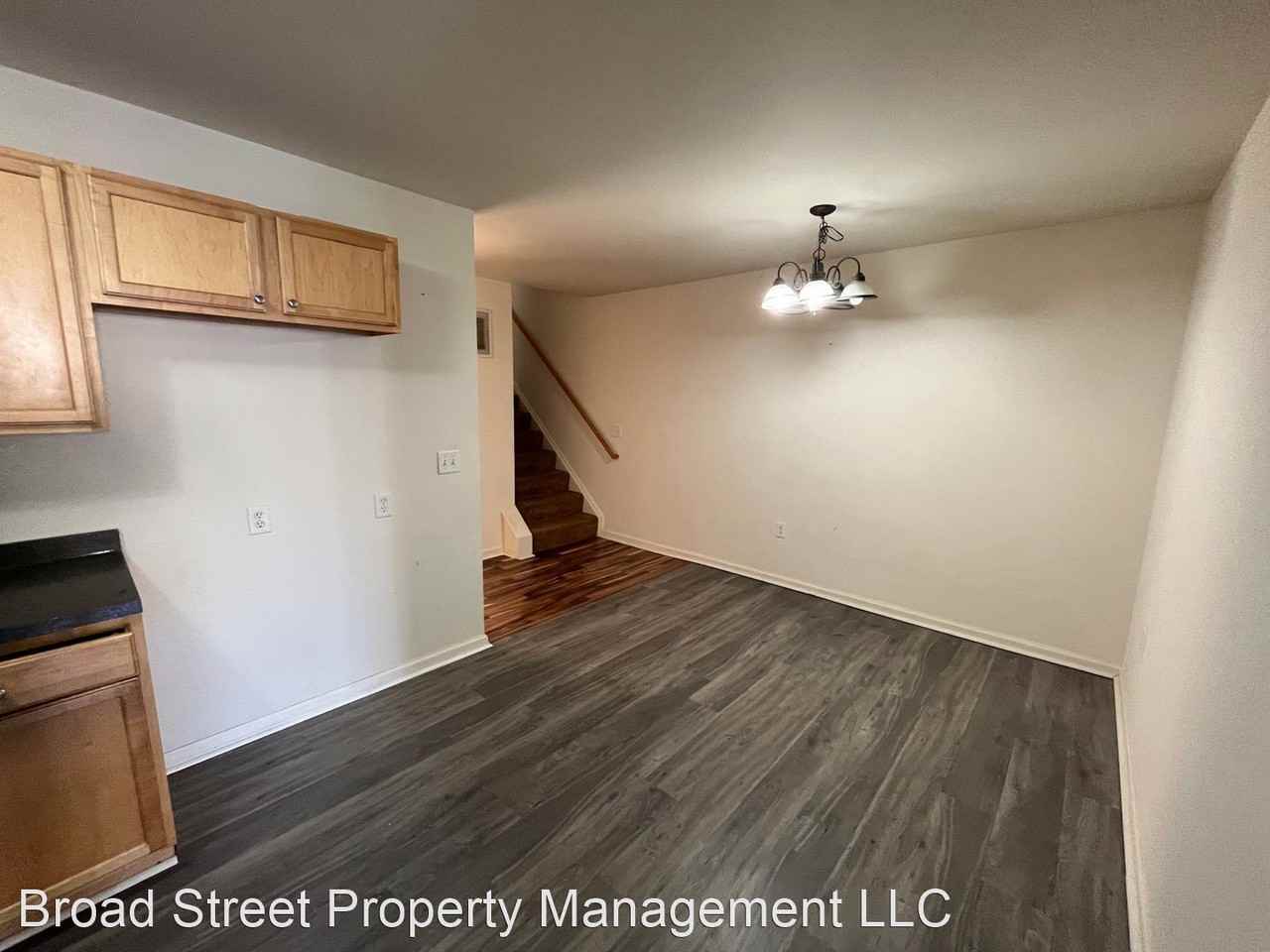 Red Cedar - Photo 3 of 12