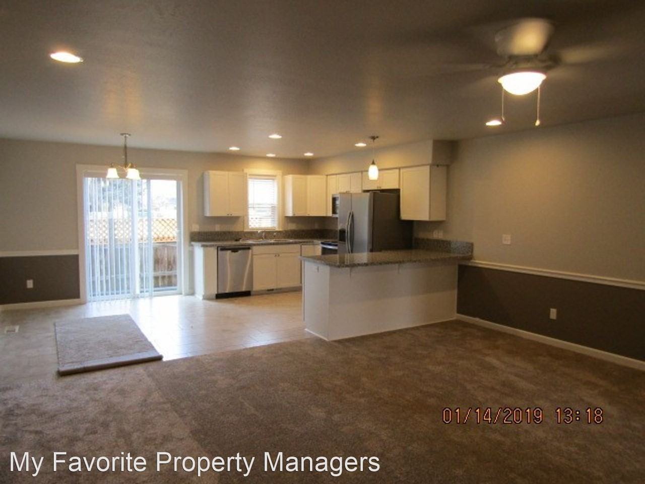 135 Rivers Edge Dr - Photo 2 of 14
