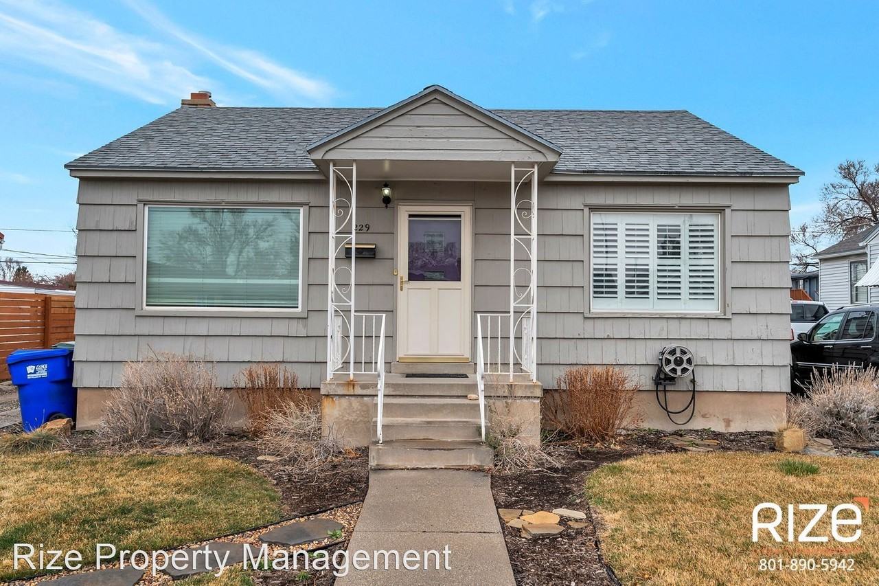 229 E Leslie Ave - Photo 2 of 25