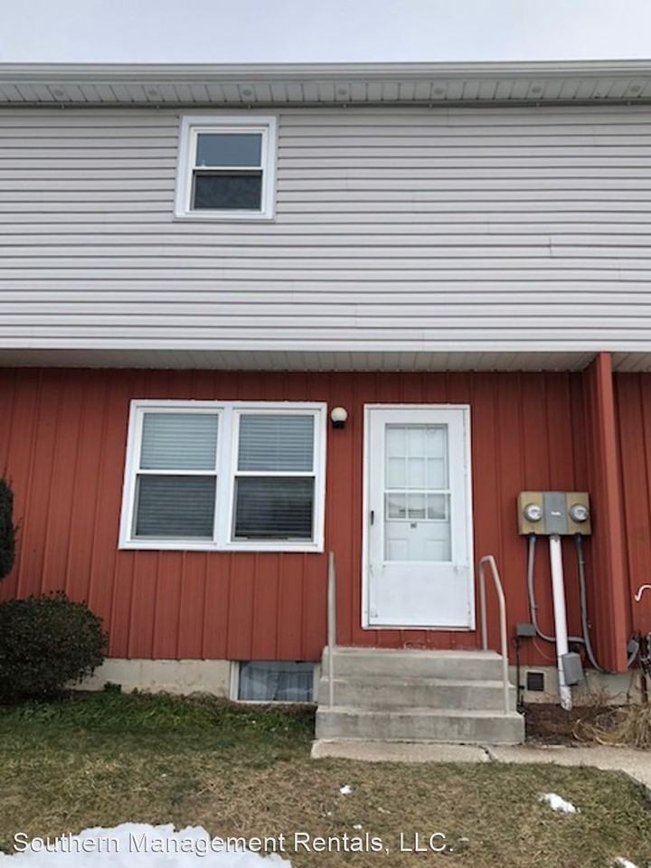 109 Twin Hills Rd #11