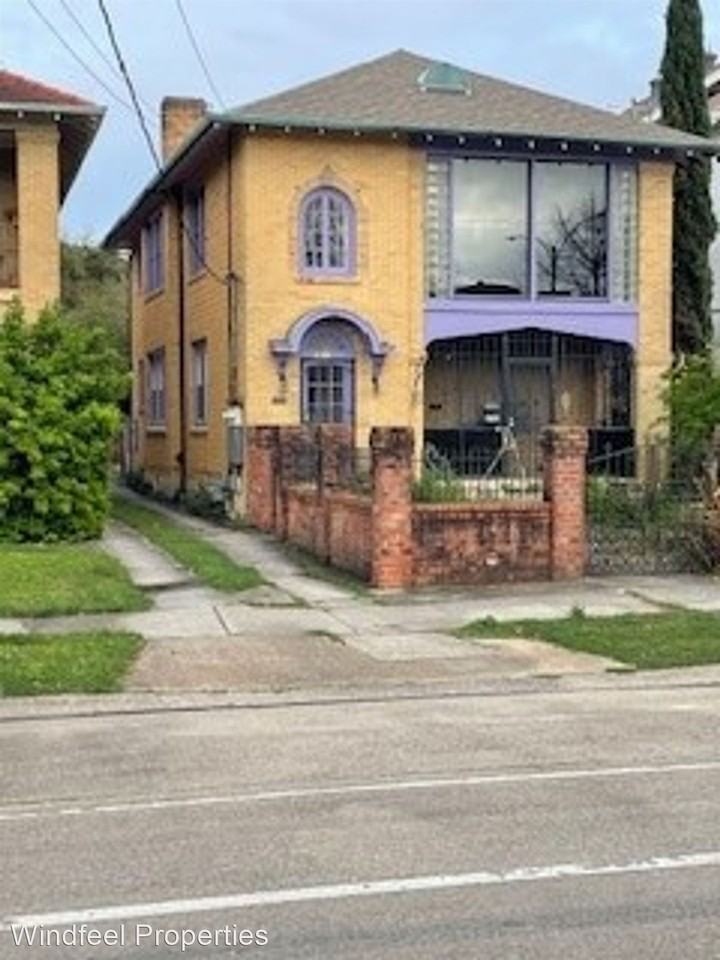 2809 Paris Avenue Apartments 2809 Paris Ave, New Orleans, LA 70119