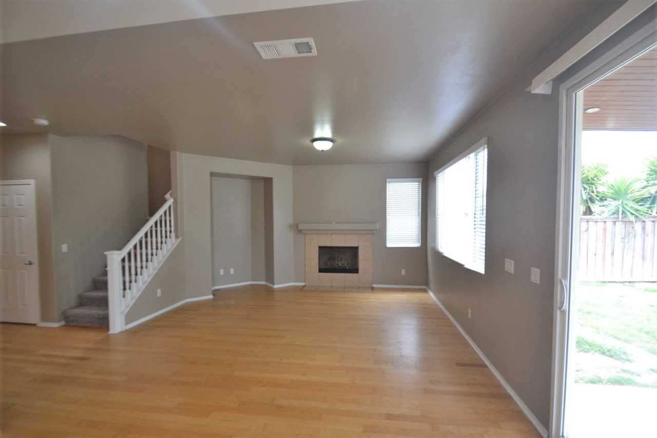 29323 Grande Vista Ave - Photo 3 of 15