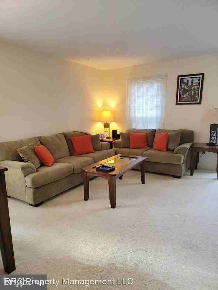 16125 Hayshire Ct - Photo 3 of 4