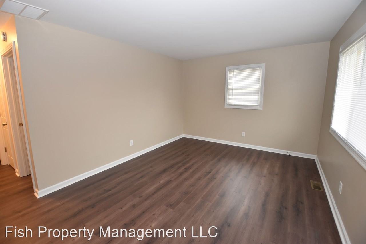 Indiana St / Sixth St Apartments - Photo 2 of 9