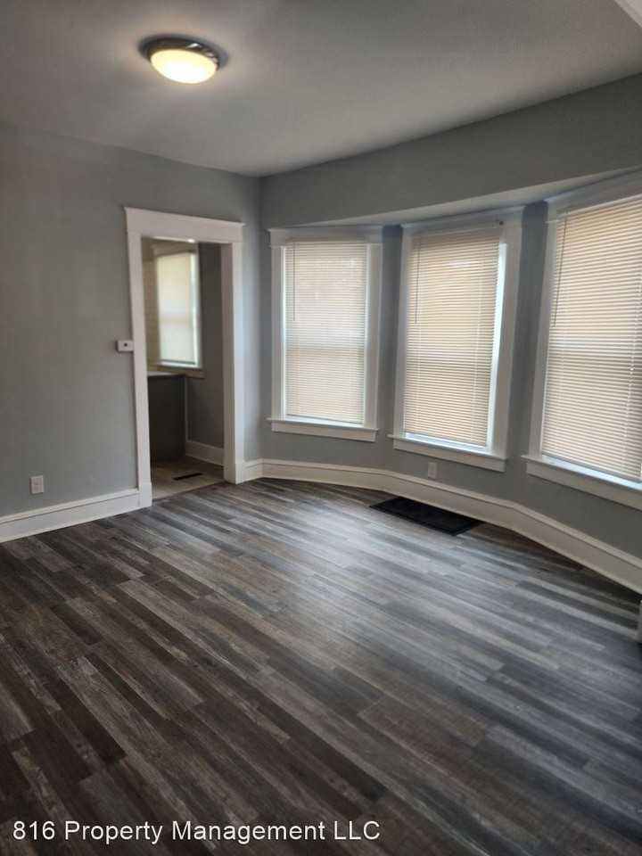 3505 E 34th St - Photo 2 of 13