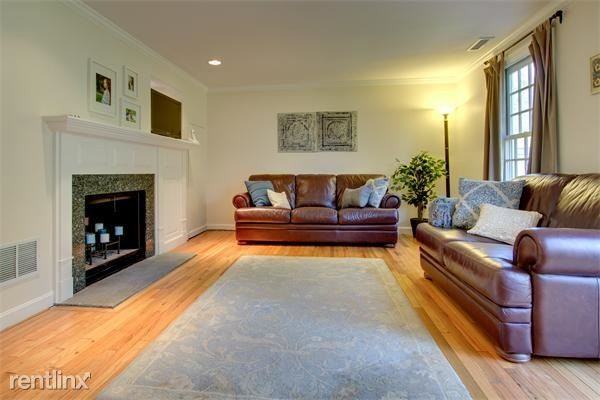 63 Jericho Rd - Photo 2 of 8