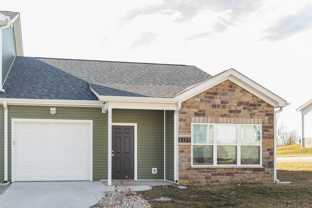 1237 W Rangeview Cir - Photo 1 of 1