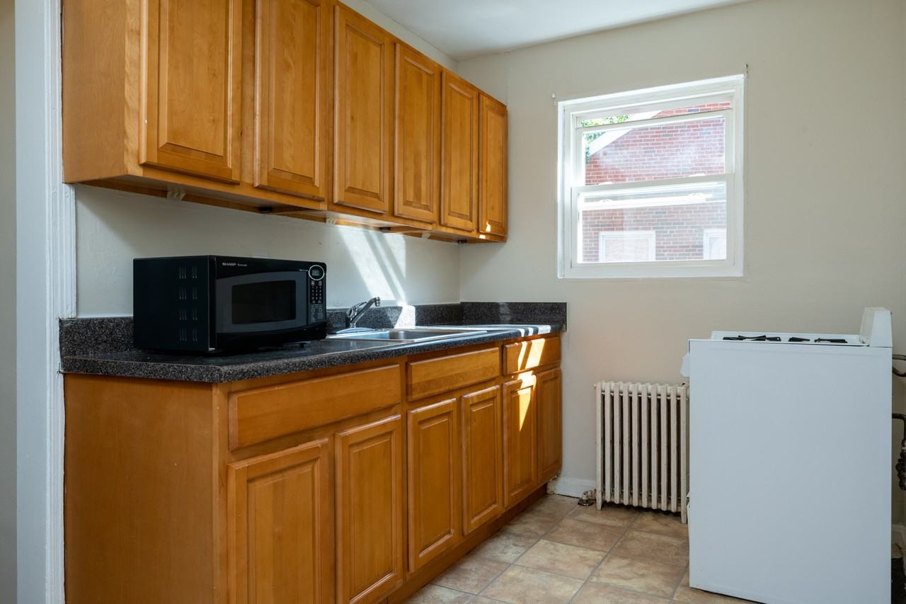 8322 Roanoke Ave Apartments in Takoma DC, Takoma Park, MD 20912 Zumper