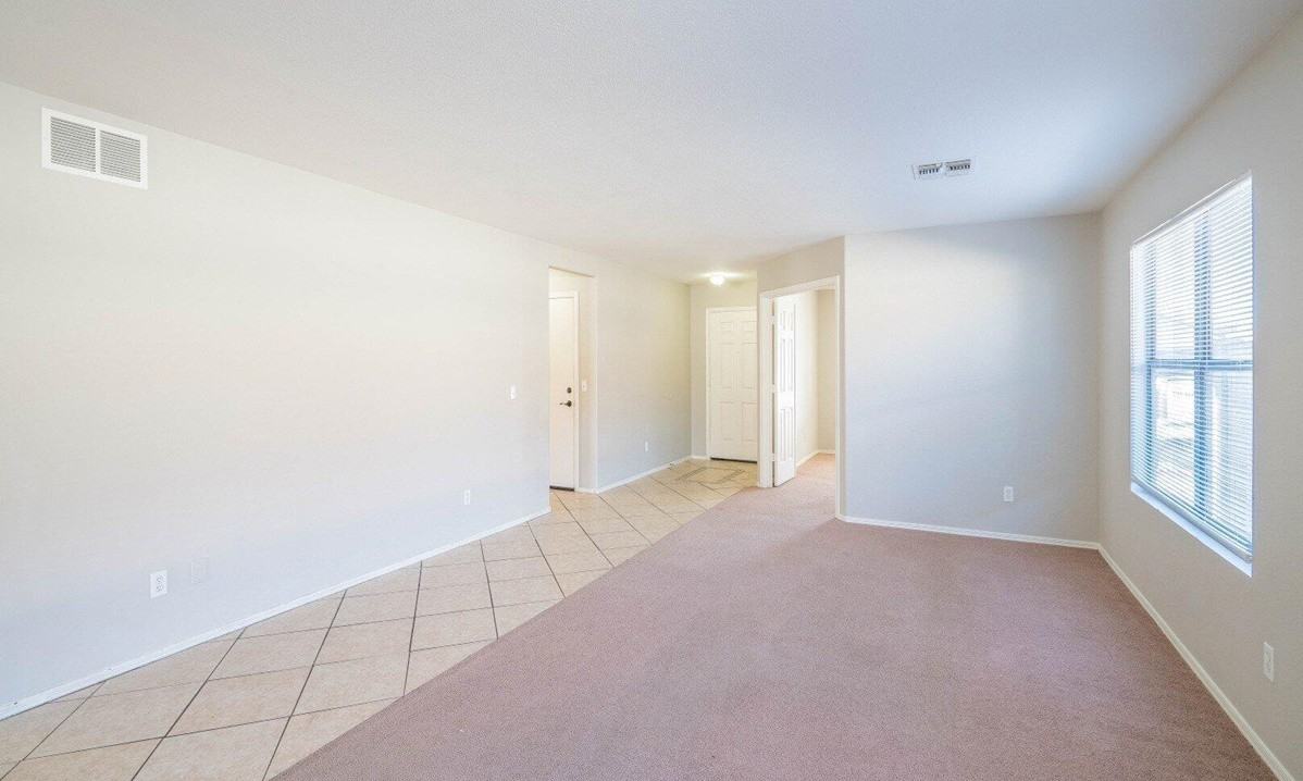 10526 W Via Del Sol - Photo 3 of 12