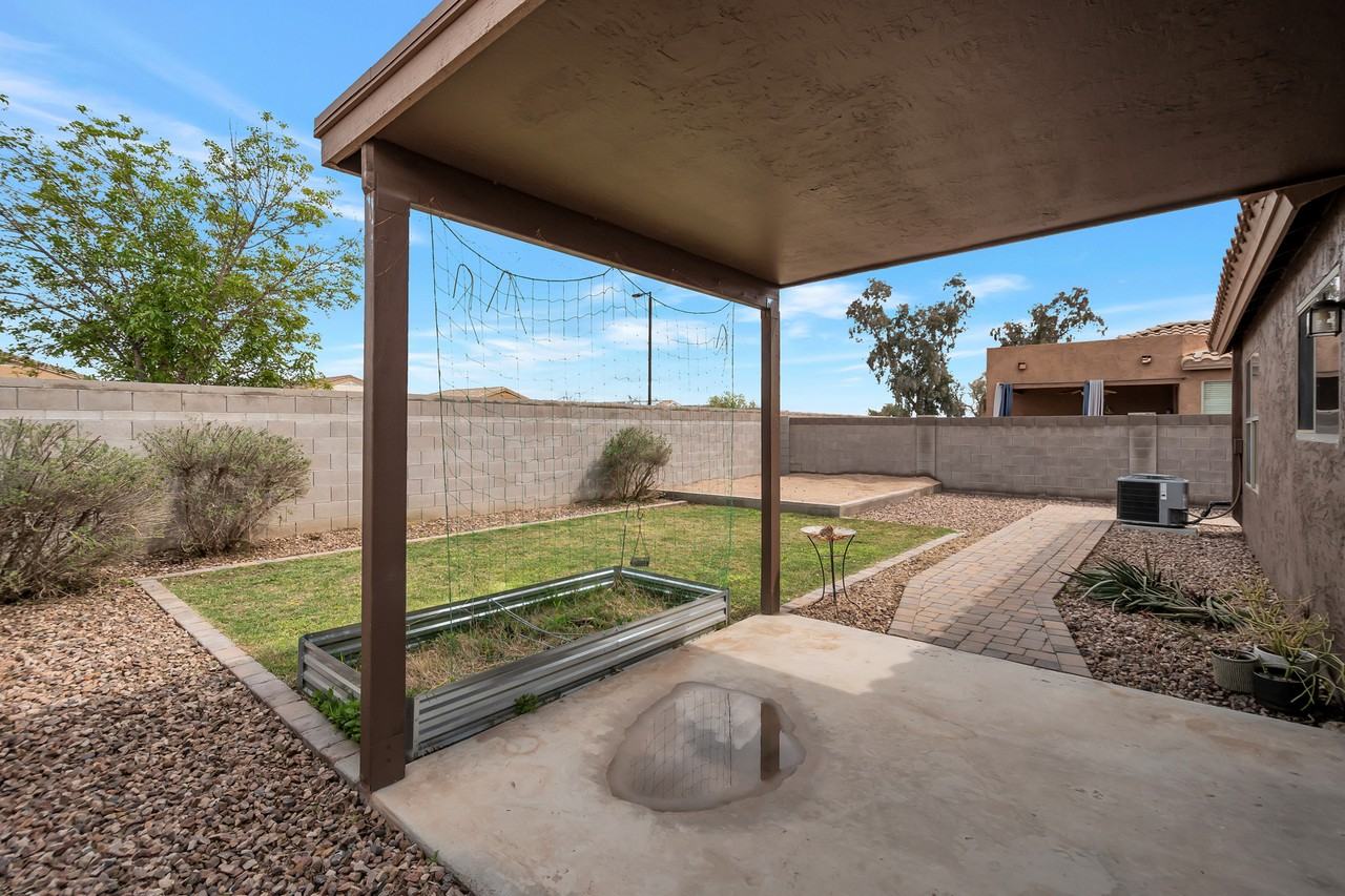 3560 W Mesquite Ave - Photo 2 of 15