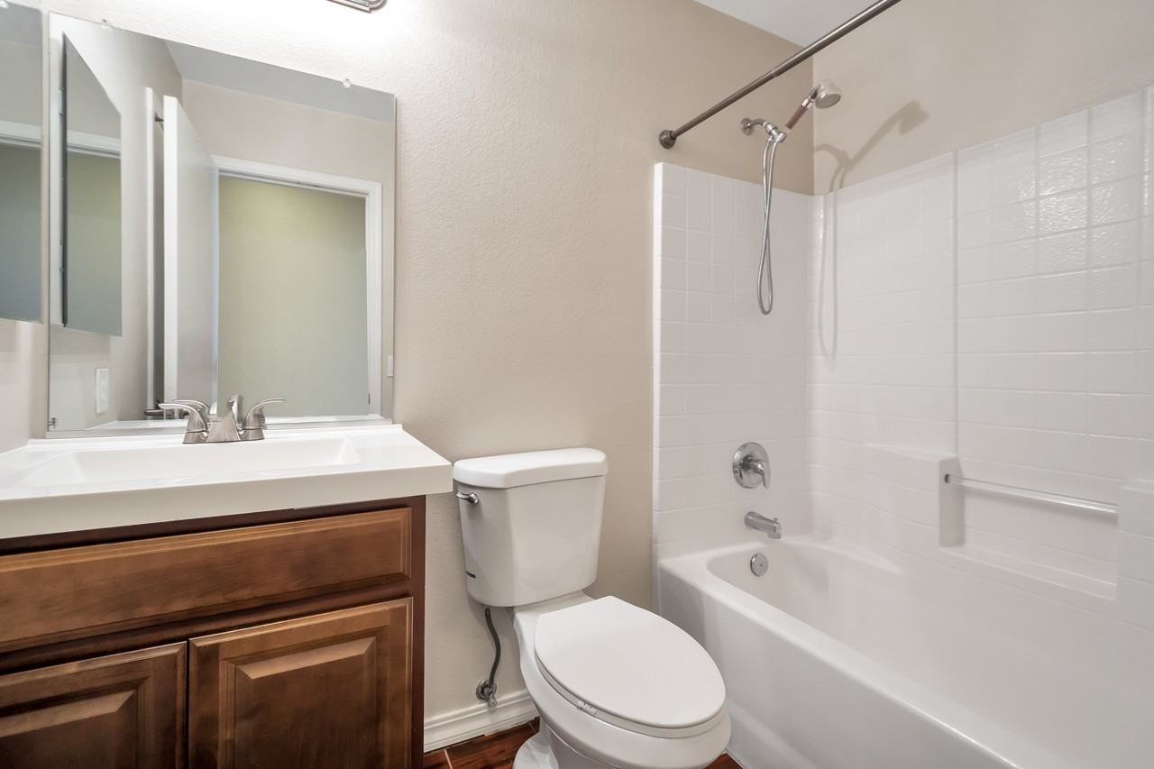 3560 W Mesquite Ave - Photo 7 of 15