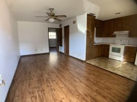 featured image of 218 N 11th St #5