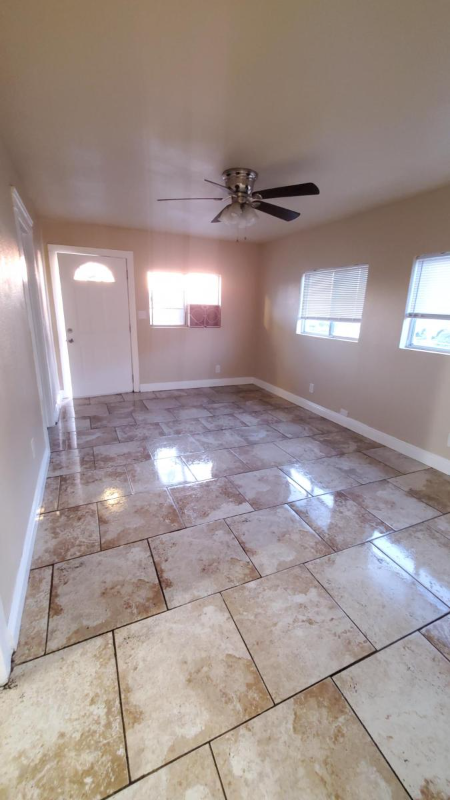 2946 Belvedere Ave - Photo 3 of 17