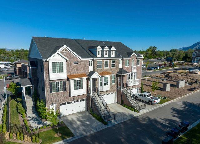 3713 N 60 E - Photo 2 of 24