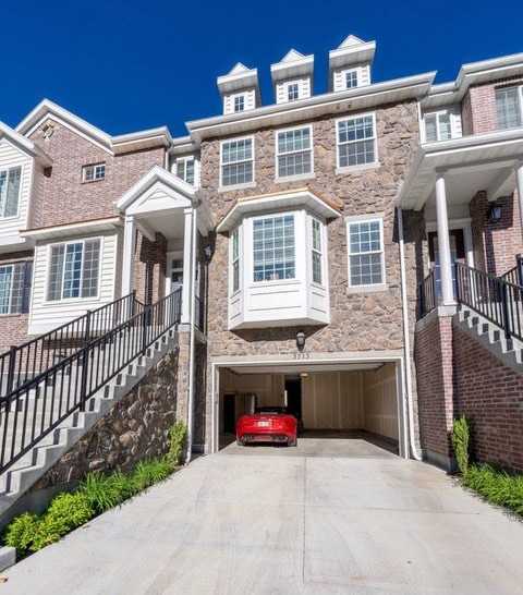 3713 N 60 E - Photo 3 of 24