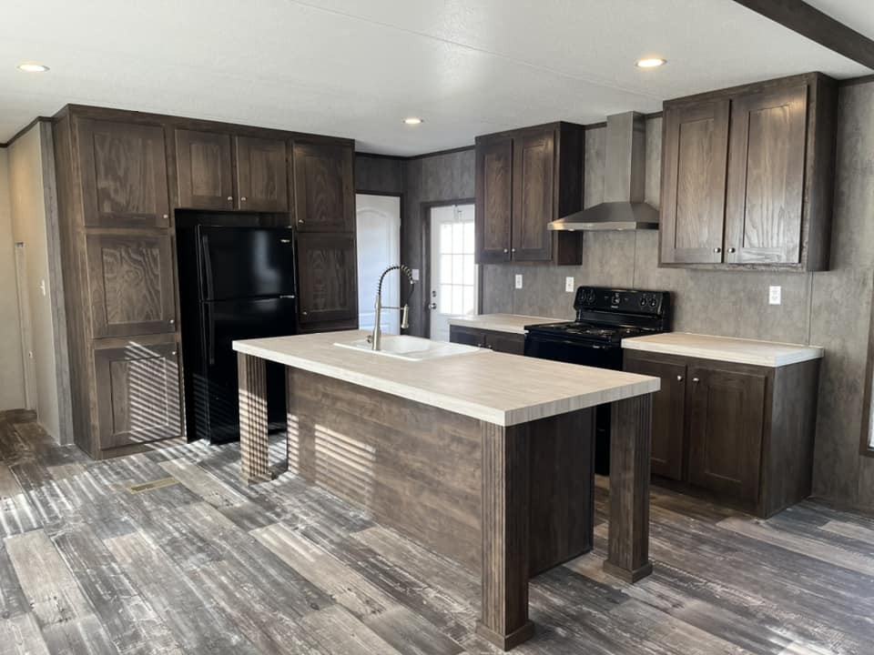 133 Lillian St - Photo 5 of 32