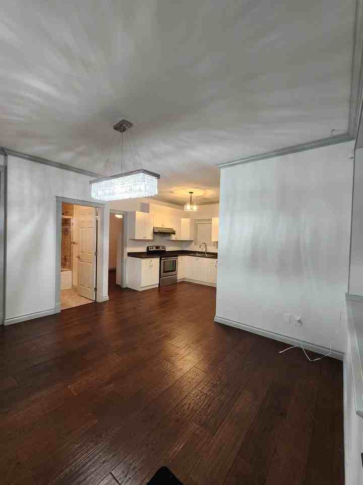 4509 Parker Street - Photo 2 of 12
