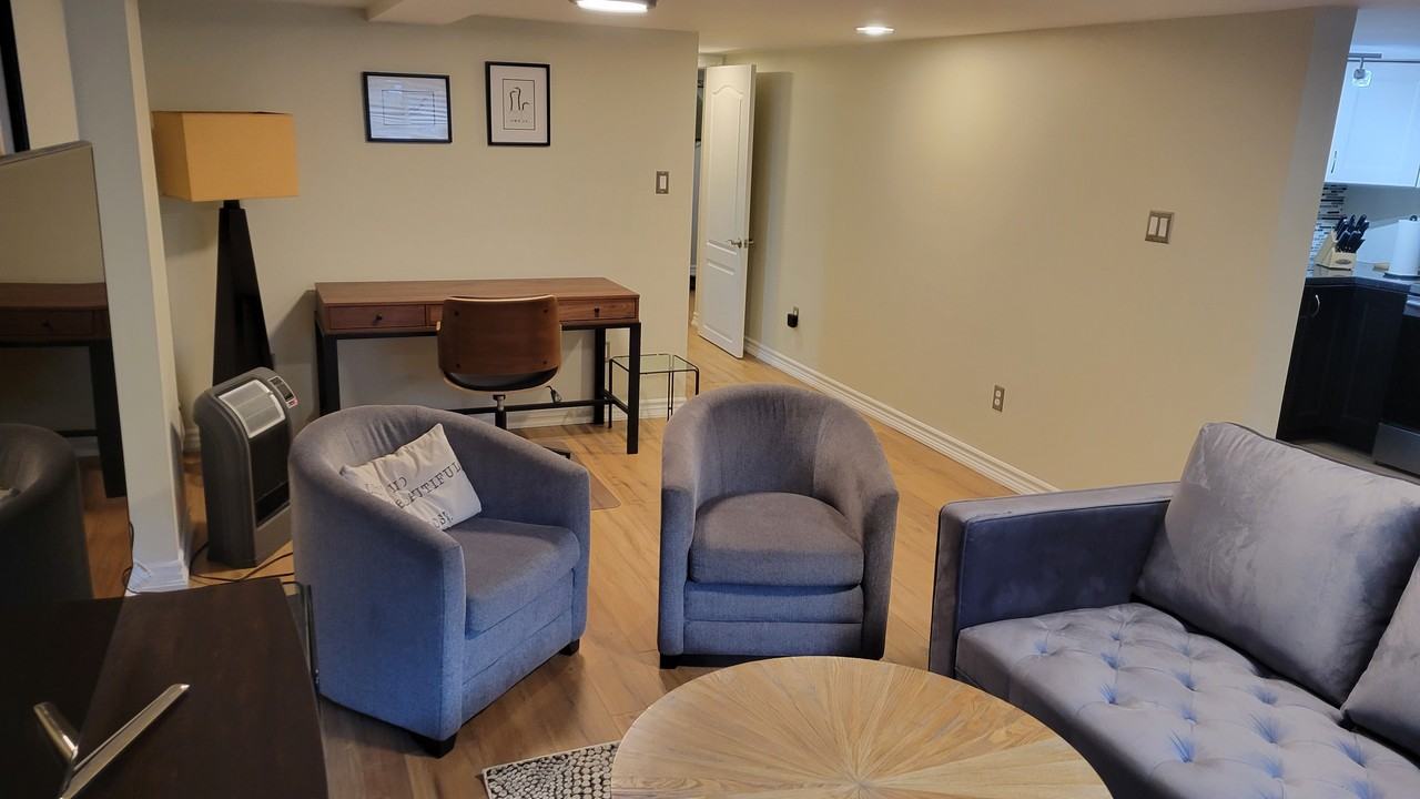 58 South Kingsway - Photo 3 of 14