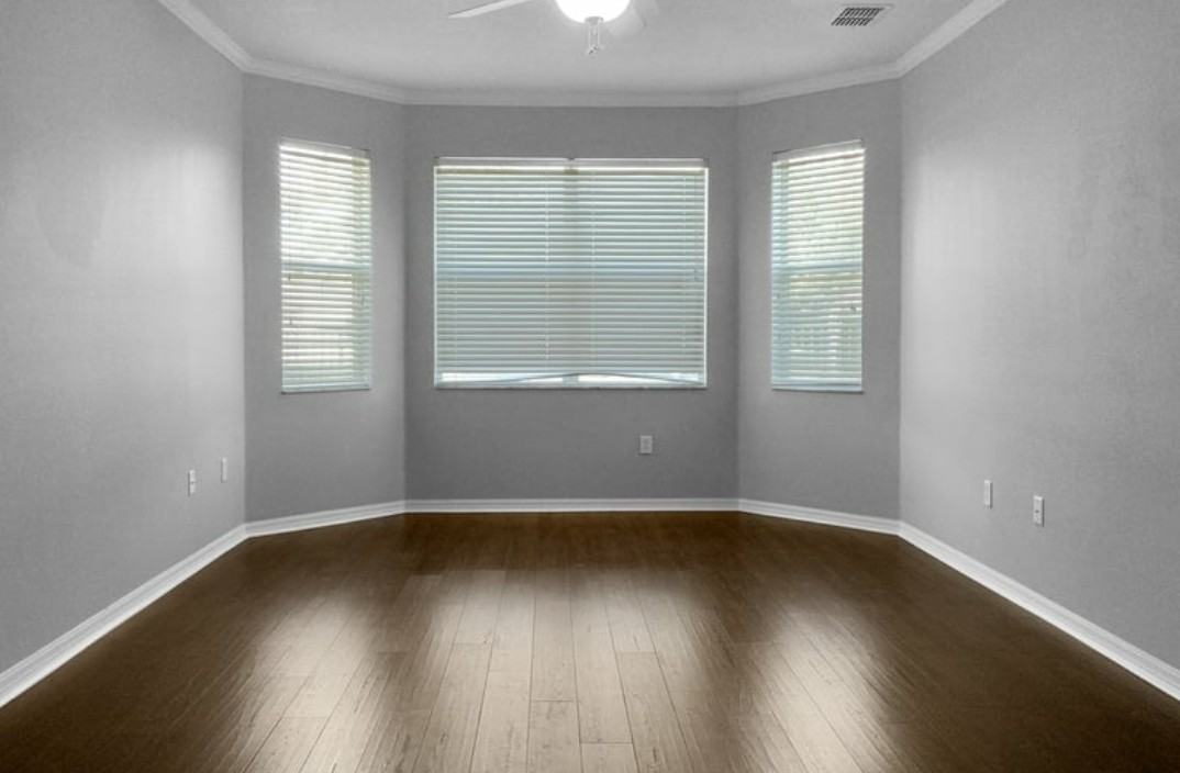 2463 Tahoe Dr - Photo 2 of 8