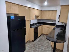 featured image of 1005 E 8th St #1010