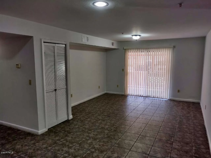 1005 E 8th St #1010 - Photo 7 of 22