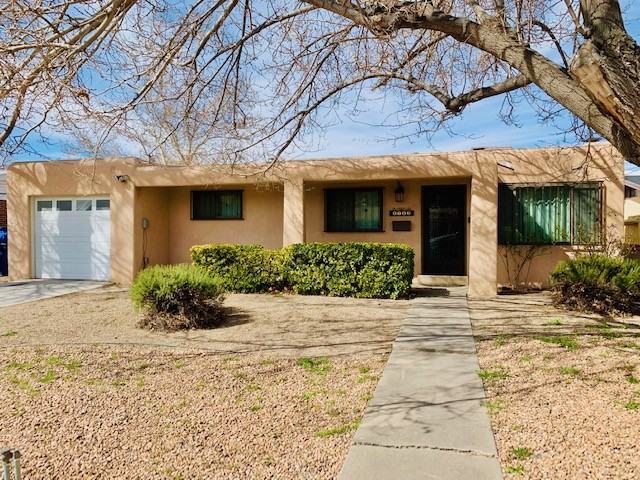 1713 Kentucky St Ne #1 - Photo 2 of 19