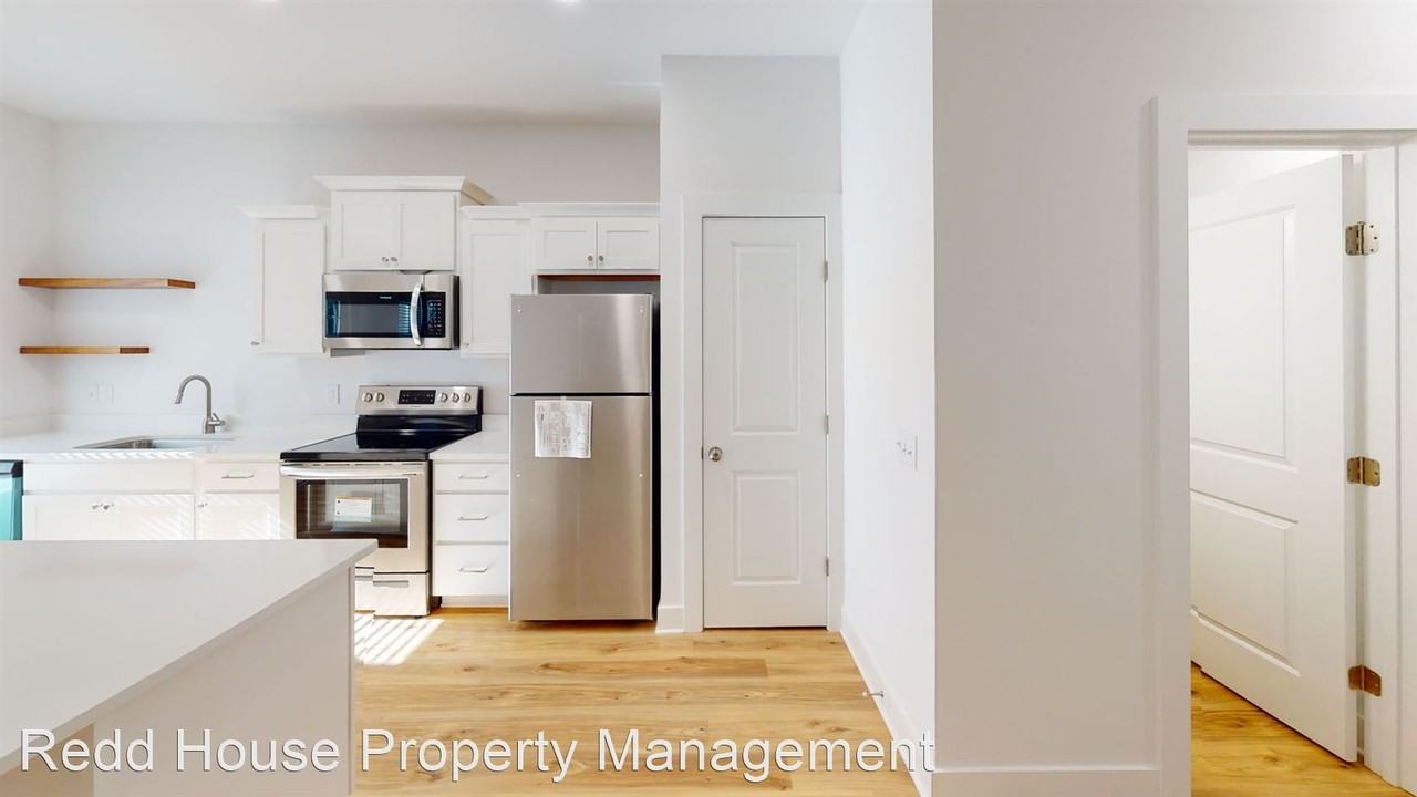 437 Coe Dairy Rd - Photo 2 of 3