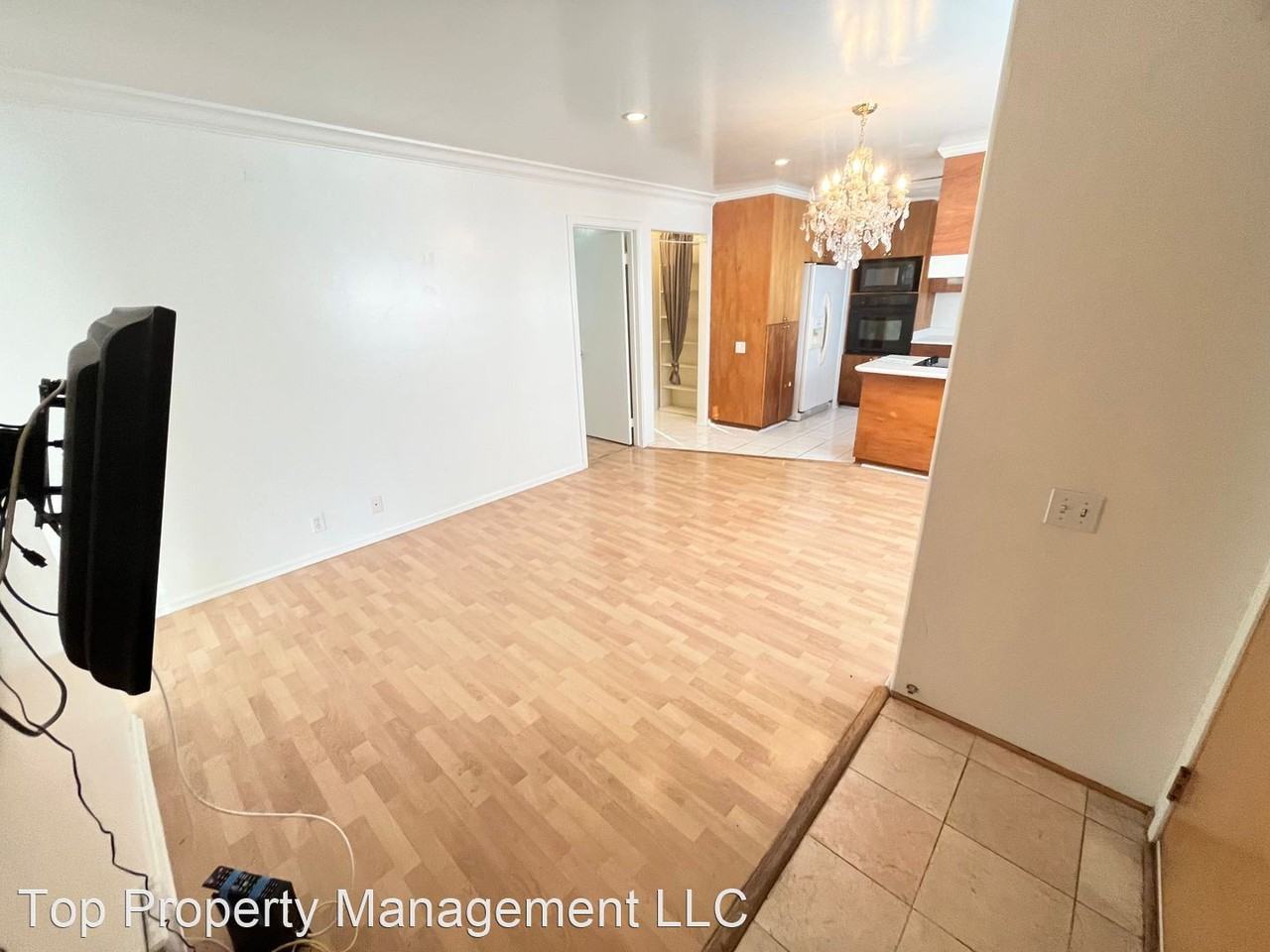 1119B Banyan St. - Photo 3 of 16