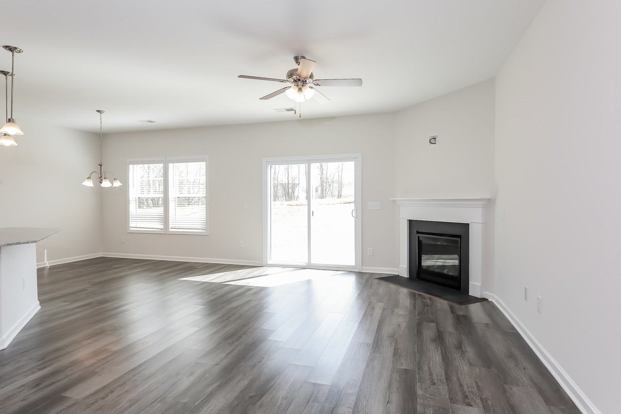 117 Highland Park Ct - Photo 2 of 16