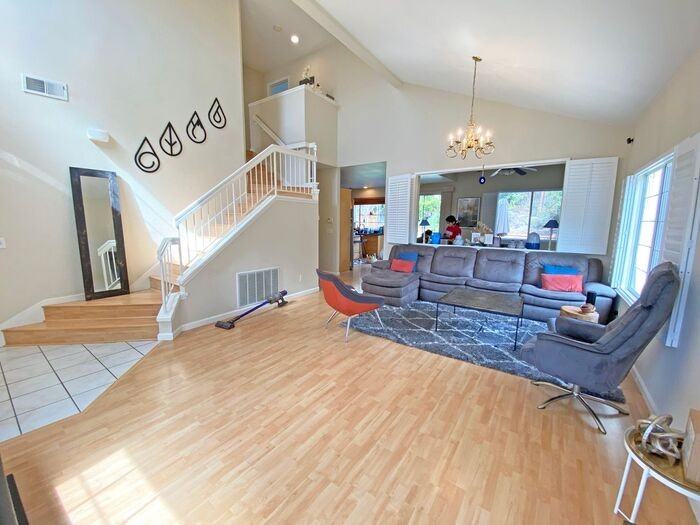 3339 Bel Mira Way - Photo 2 of 21