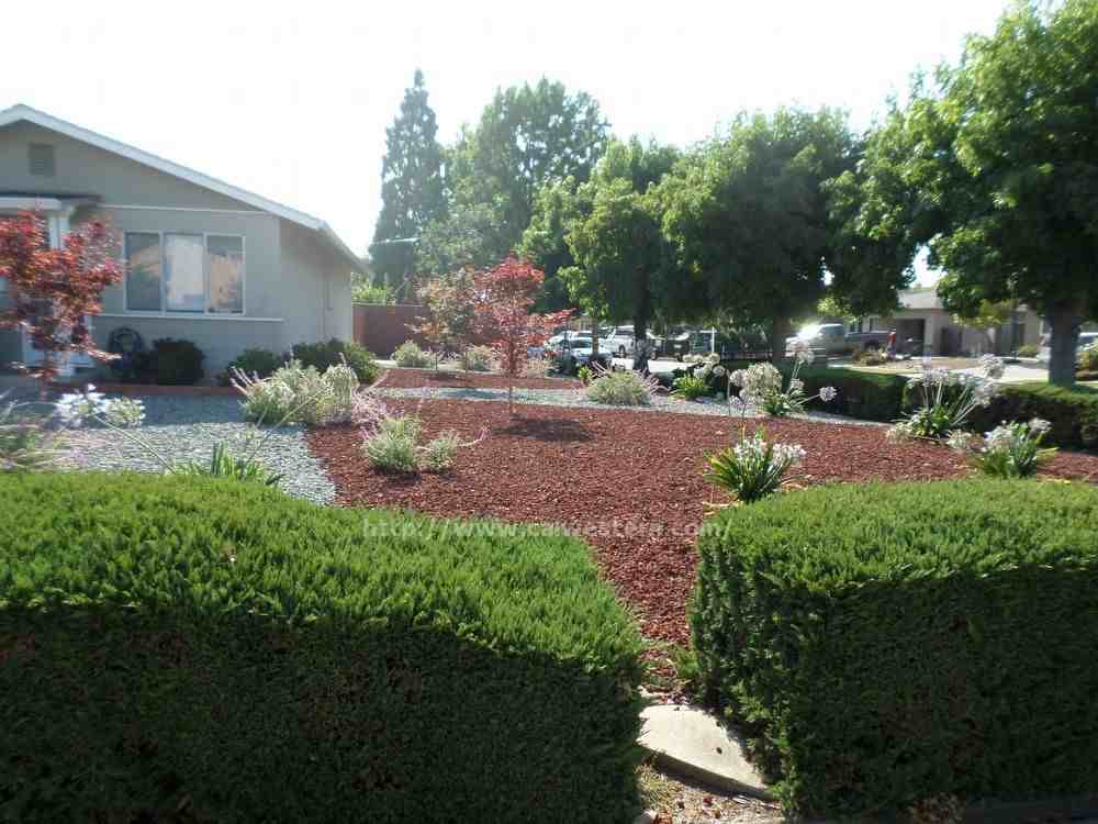 1096 Corvette Dr - Photo 2 of 5