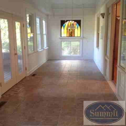 305 Tondaleia Dr - Photo 3 of 40