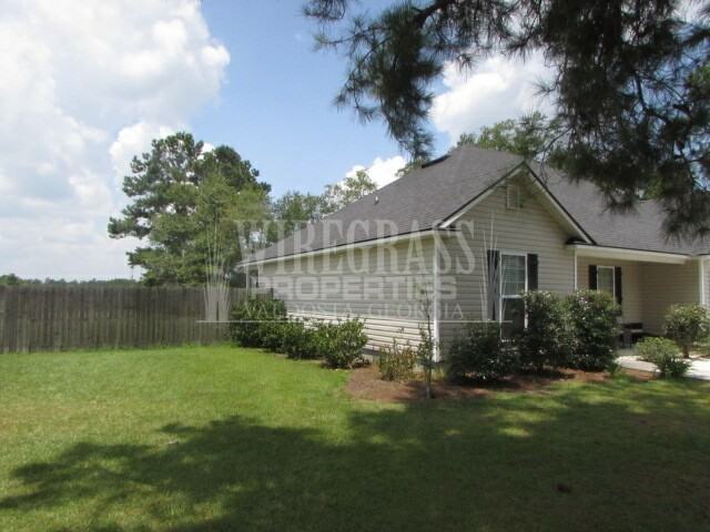 14 Mill Pond Pl - Photo 3 of 23