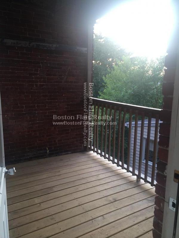 16 Victory Rd 3 - Photo 2 of 10