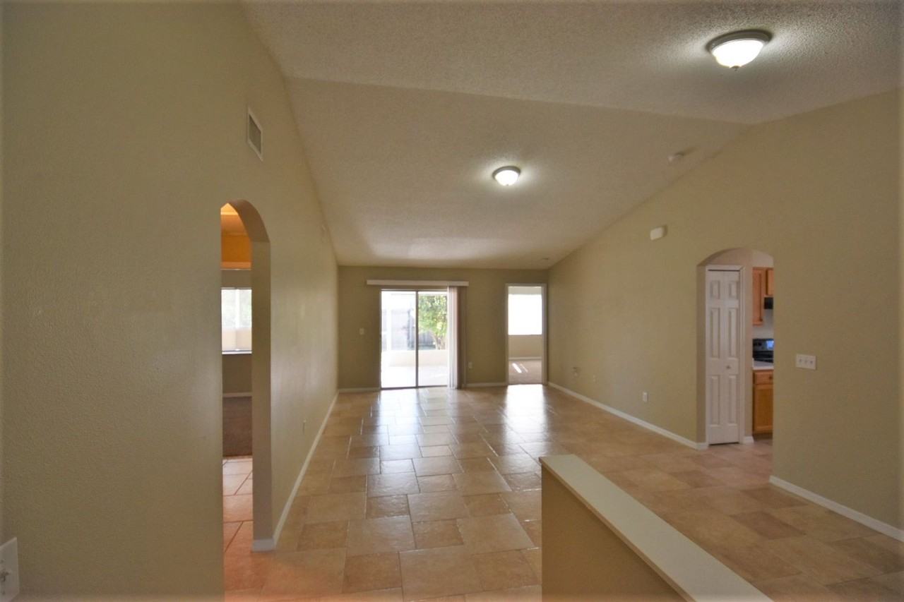 6338 Chapel Pines Blvd - Photo 2 of 16