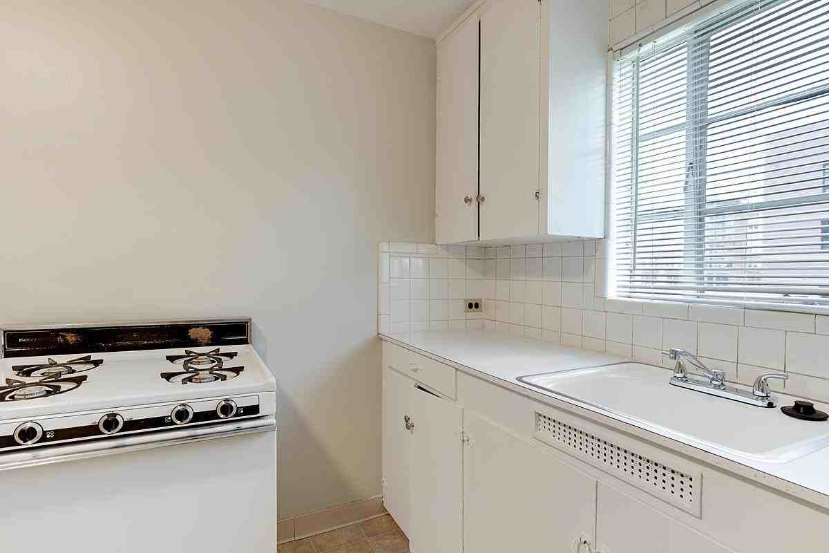 1000 South Logan - Photo 2 of 9