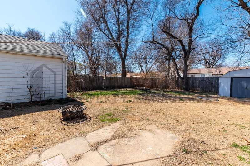 143 Trout Ave - Photo 3 of 19