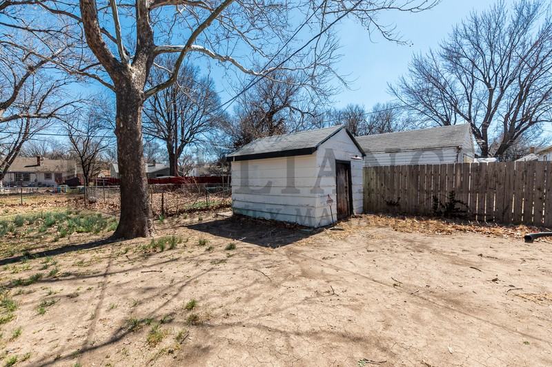 1562 N Floberta Rd - Photo 5 of 21