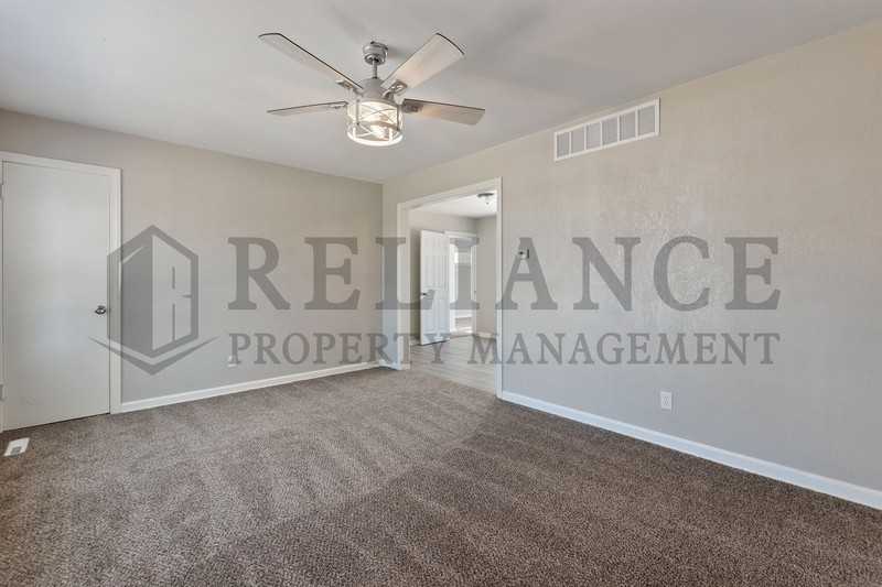 1562 N Floberta Rd - Photo 6 of 21