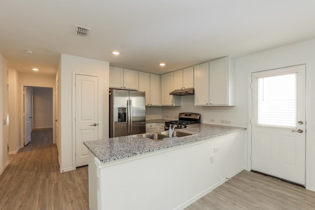 4522 Emma Way - Photo 6 of 15