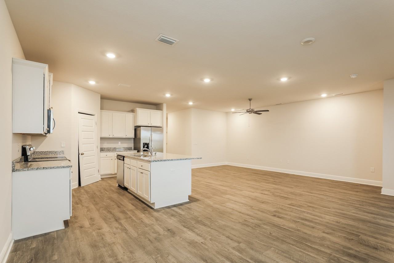 455 455 Eagle Lake Way - Photo 6 of 15