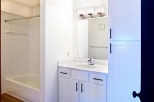 1045 Hiawatha Ave - Photo 1 of 1