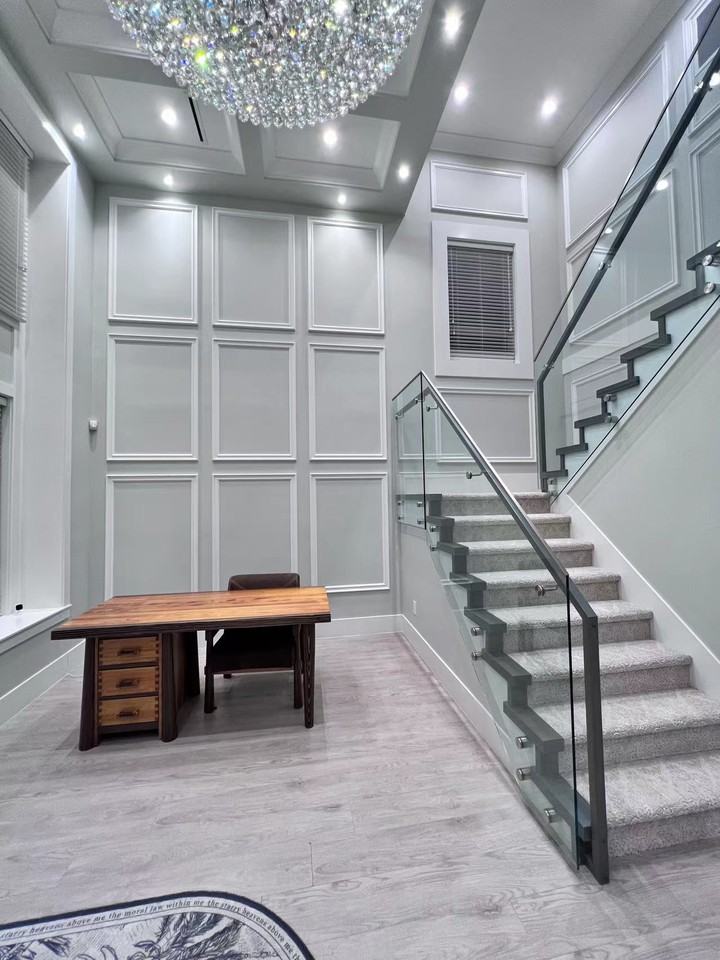 9051 Steveston Highway - Photo 3 of 14