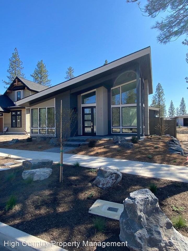 3123 Nw Mayer Pl - Photo 2 of 14